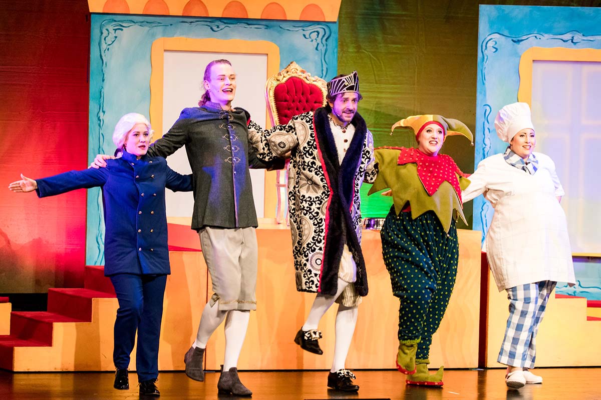 Aschenputtel - Das Musical (2018-2019); Bildrechte: Theater Liberi; Foto: Peter Harbauer (www.ph-otografie.de)